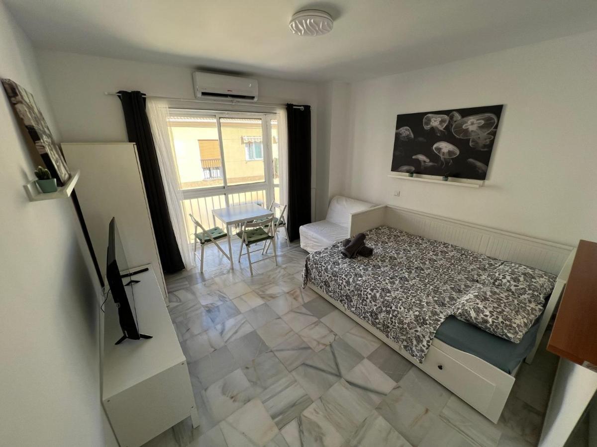Genuar Apartments Malaga Center 3 Zewnętrze zdjęcie